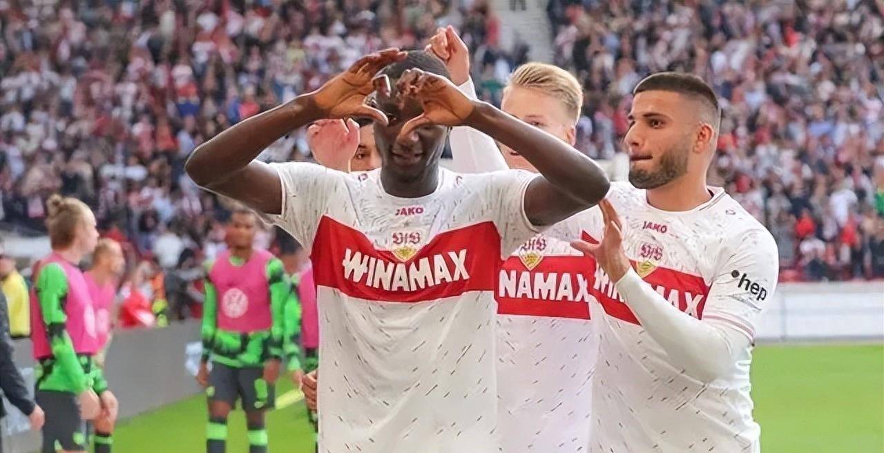 包含赛后突围战来临；巴塞罗那围绕德甲豪取连胜；话题不断；阵容厚度经受考验的词条