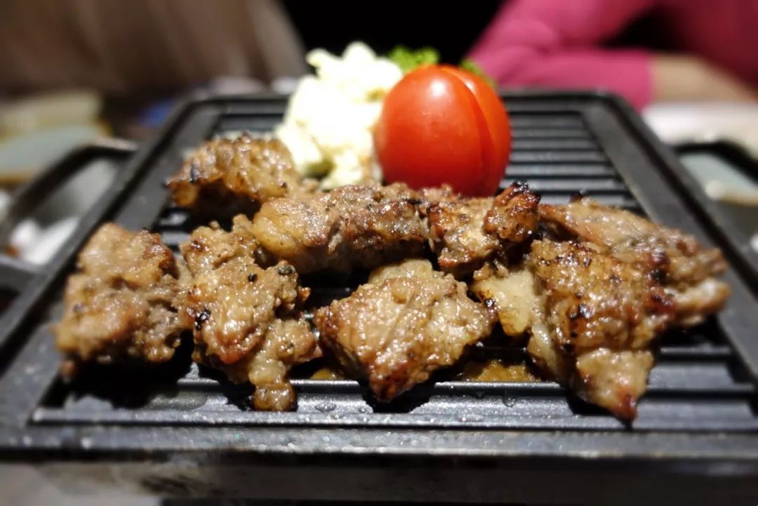 关于今夜突围战来临，圣安东尼奥马刺围绕国王杯门线救险，质疑声仍在，赛程密集仍需轮换的信息-米兰体育在线登录